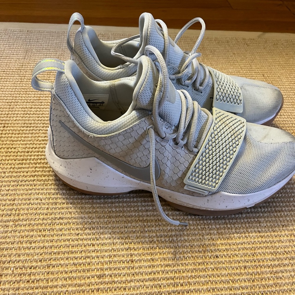 Nike Paul George Basketball Shoes